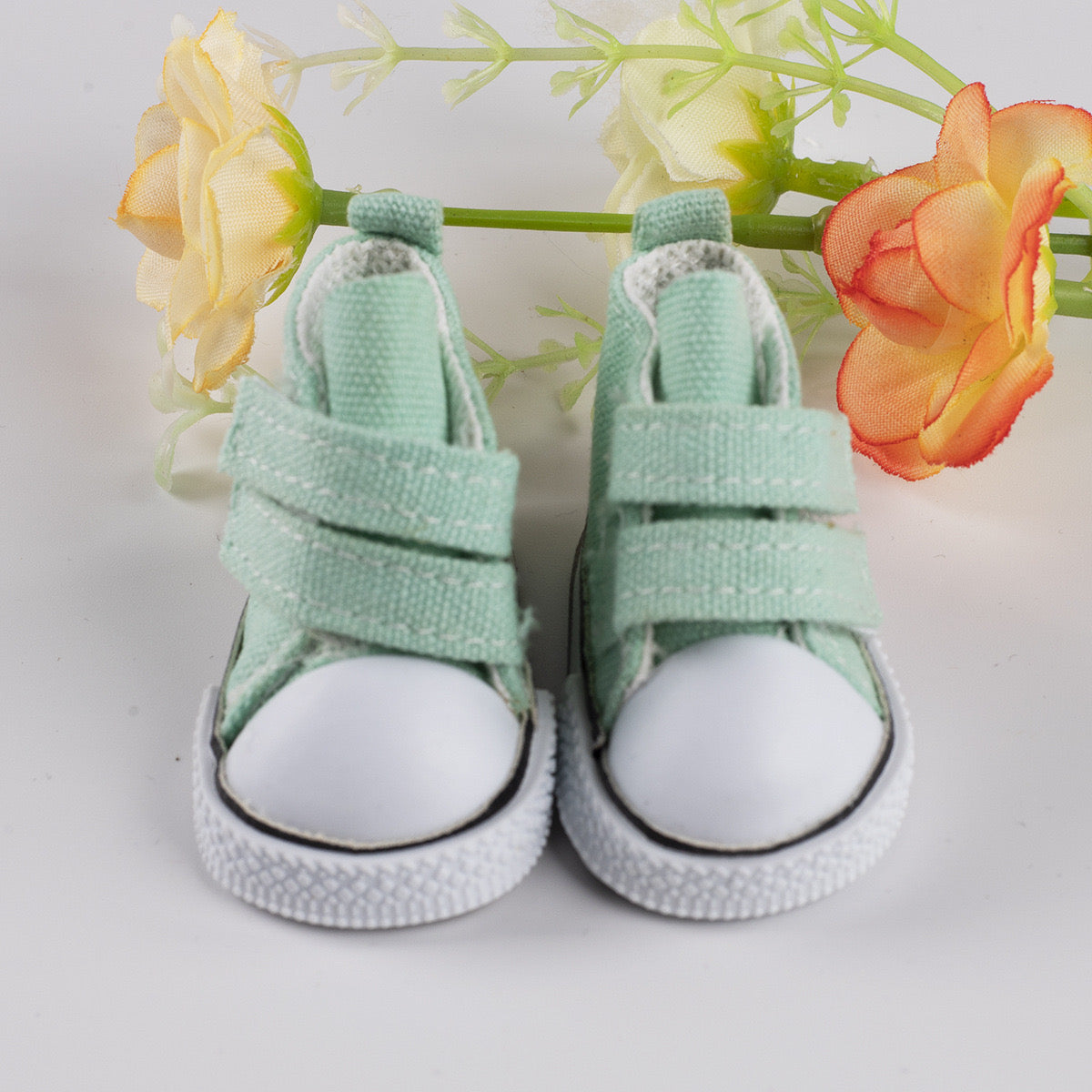 Canvas Shoes in stock