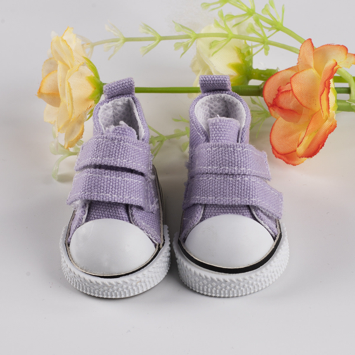 Canvas Shoes in stock