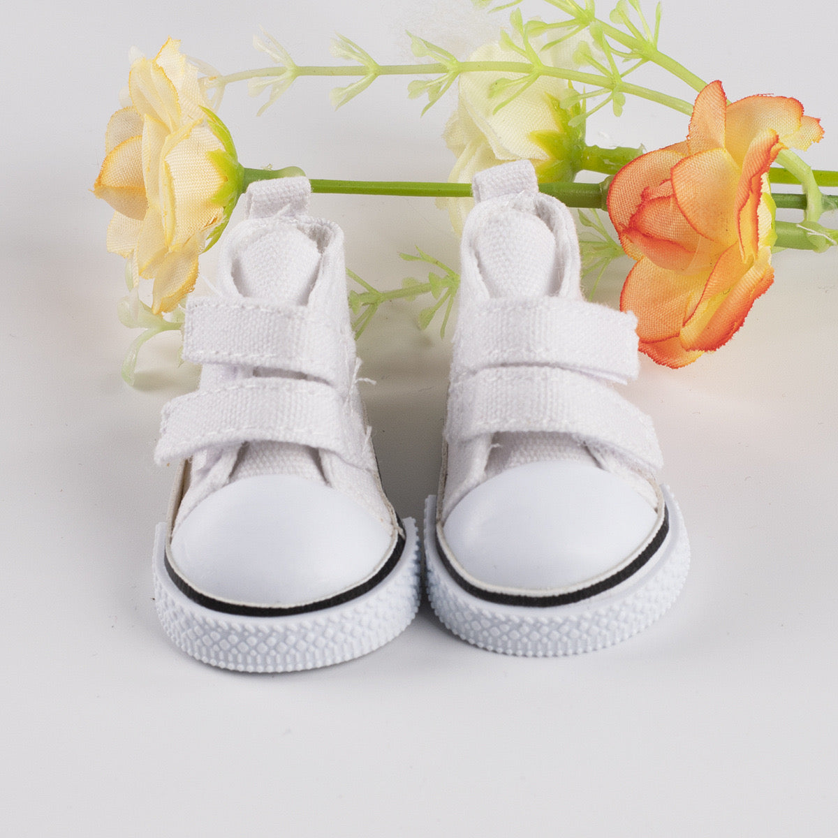Canvas Shoes in stock