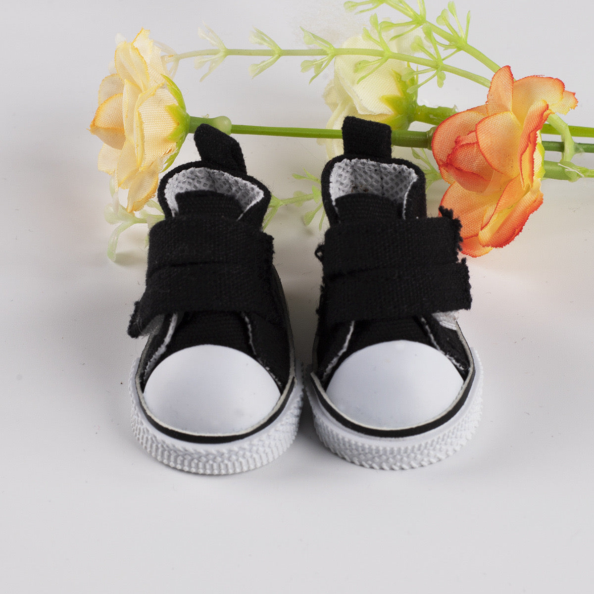 Canvas Shoes in stock