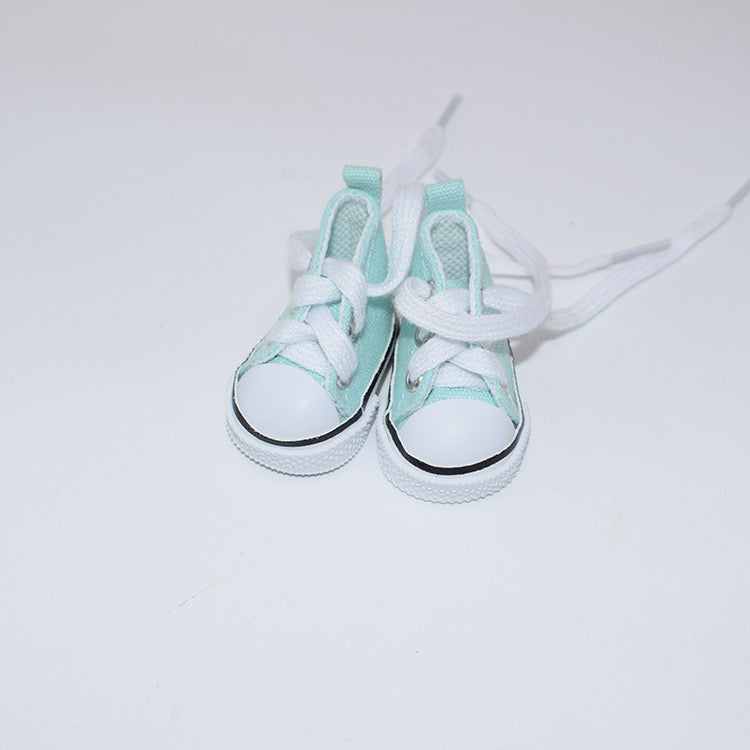 Canvas Shoes in stock
