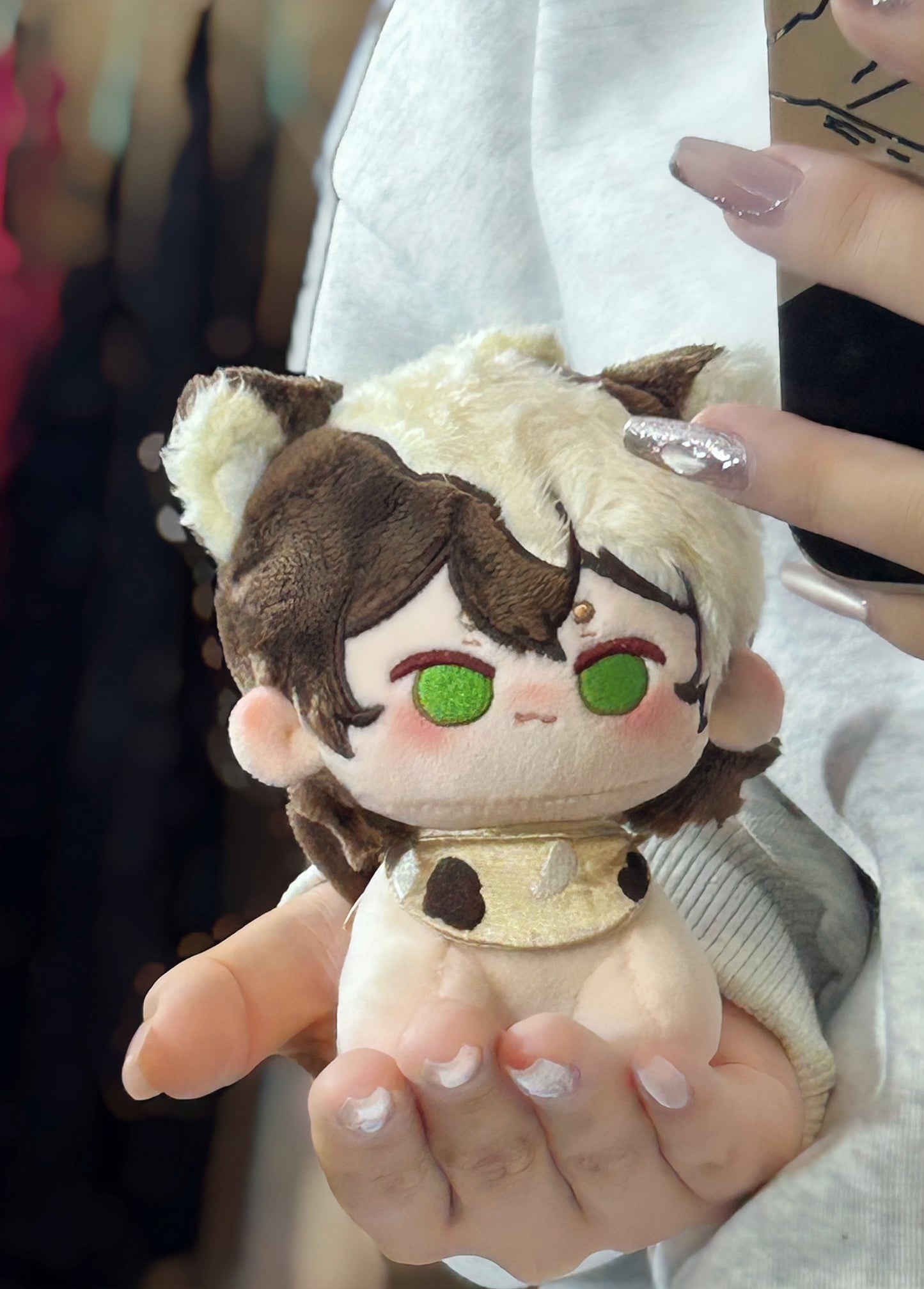 4" 10cm sitting plushie